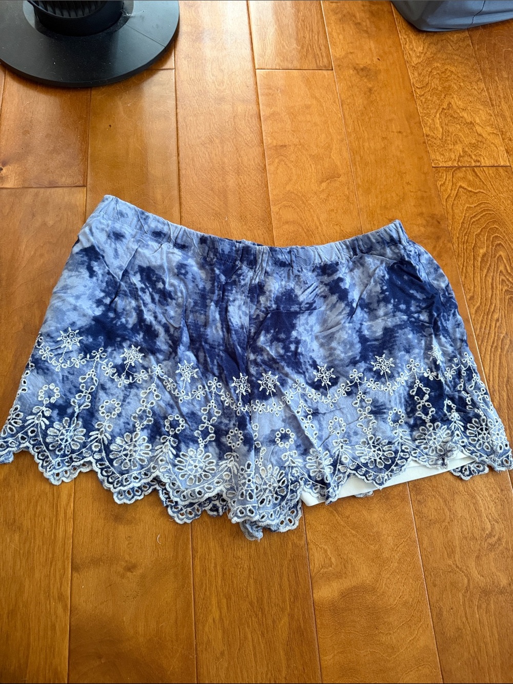 Kendall and Kylie Tie-Dye Blue Lace Hem Shorts
